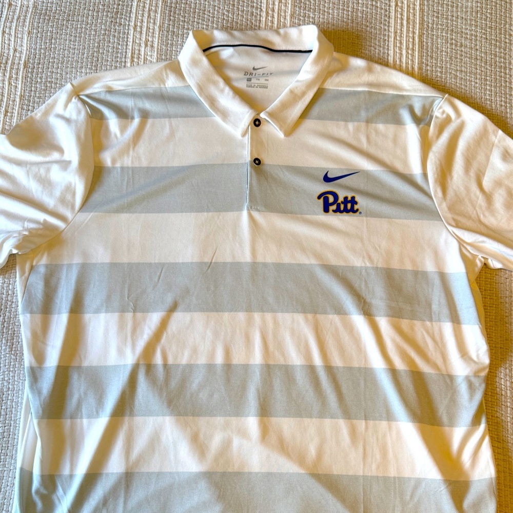 Nike Men’s dri-fit Pitt Panther golf polo